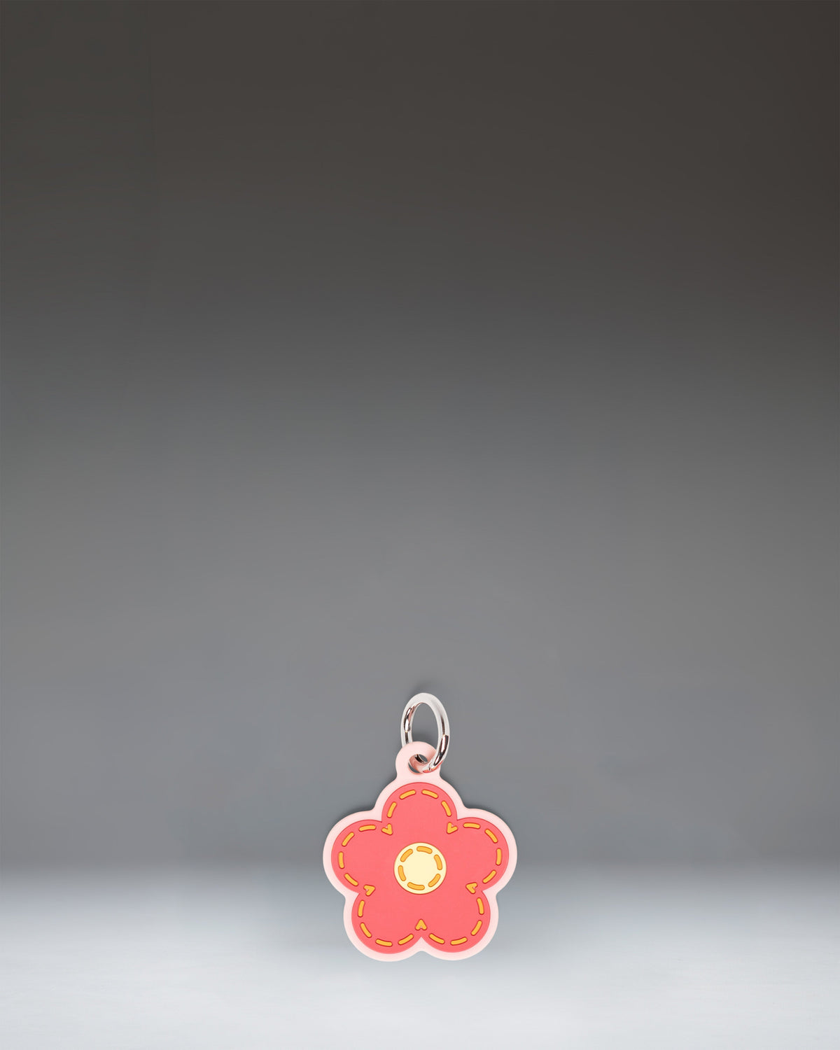 Daisy Bag Charm V4