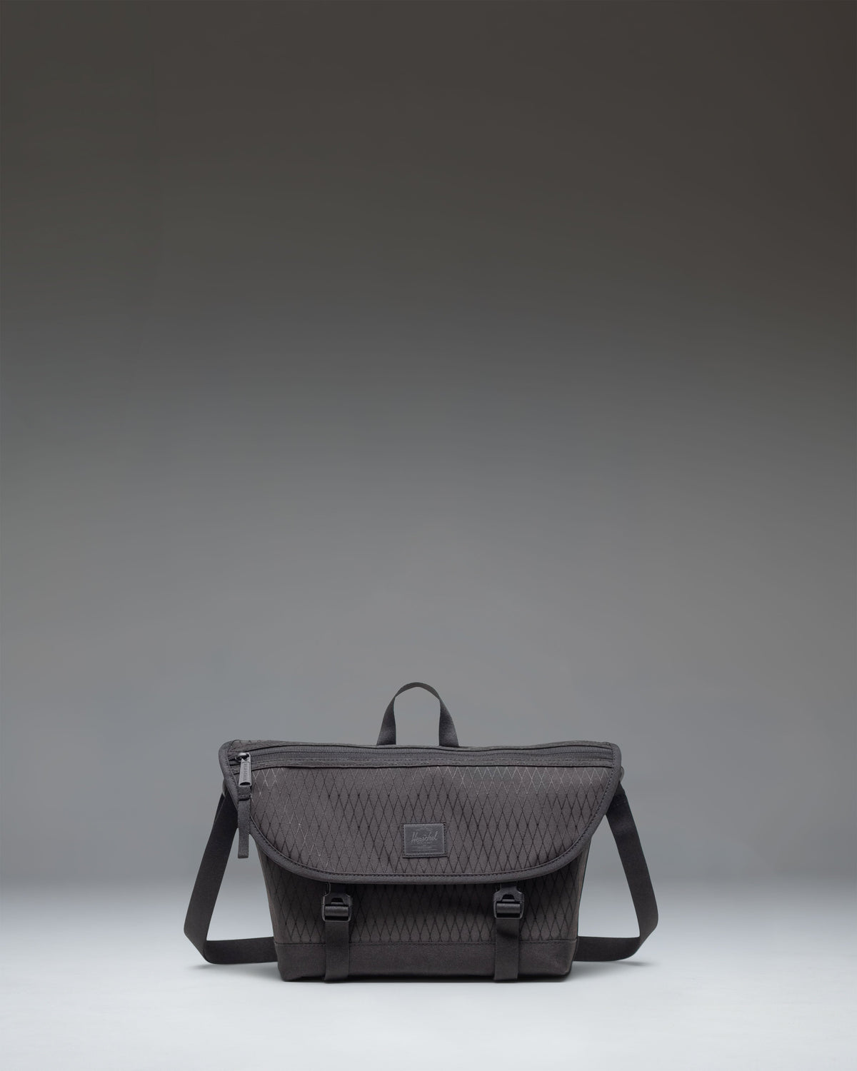 Cove Messenger Small B6