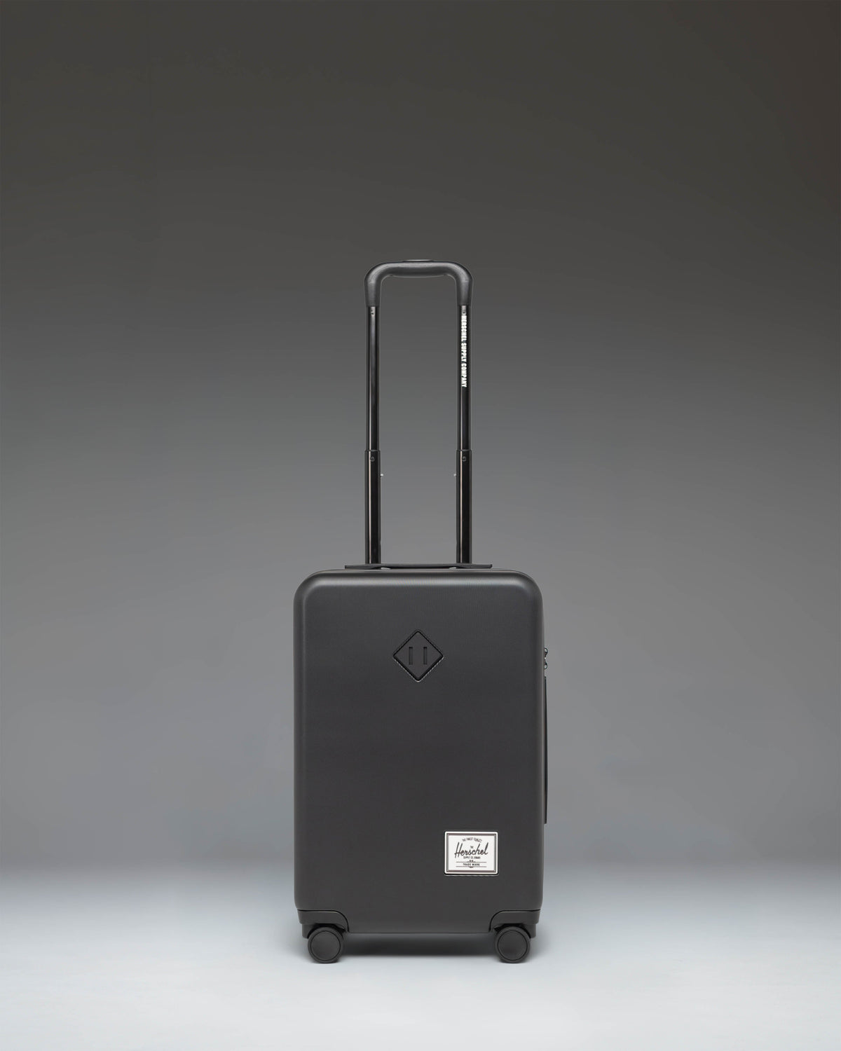 Heritage Hardshell Large CarryOn Luggage D7