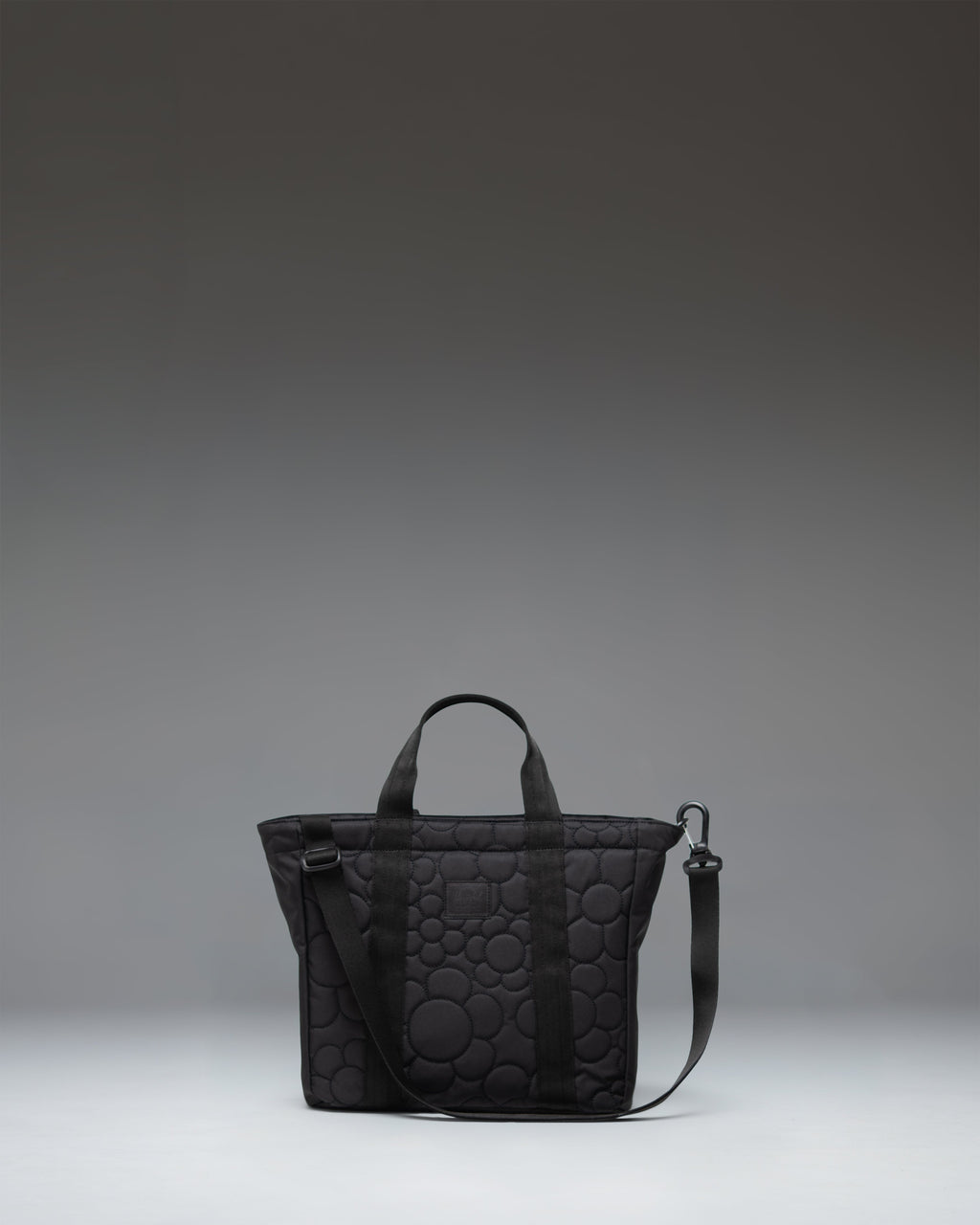 Heritage Small Quilted Capsule Tote Z1