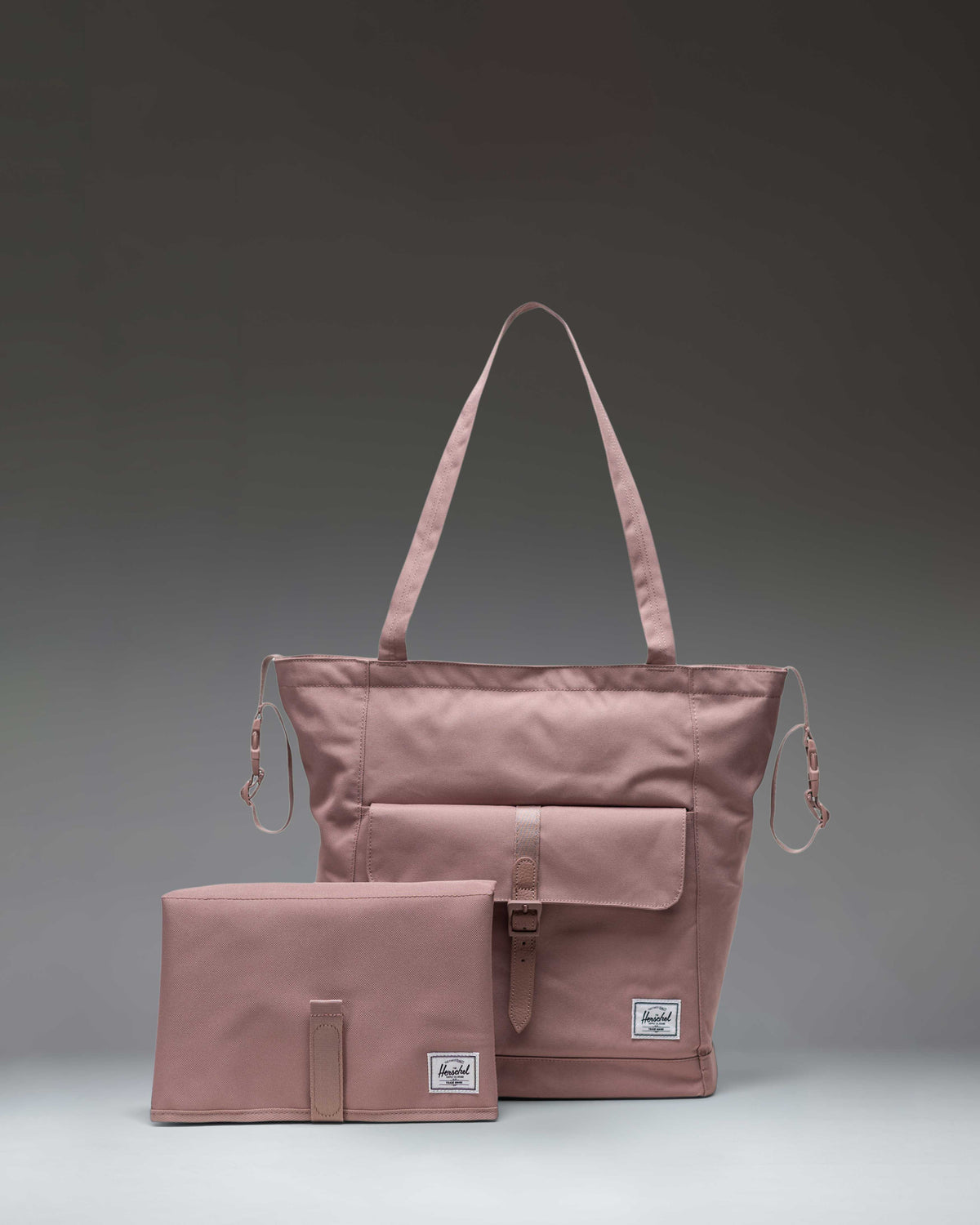 Retreat Tote Diaper Bag I1