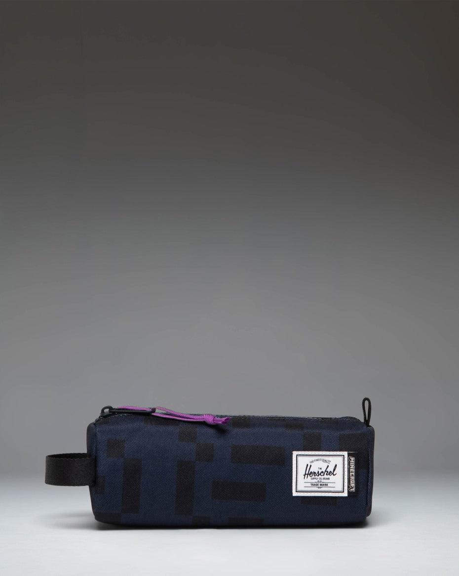 Settlement Pencil Case Little M3